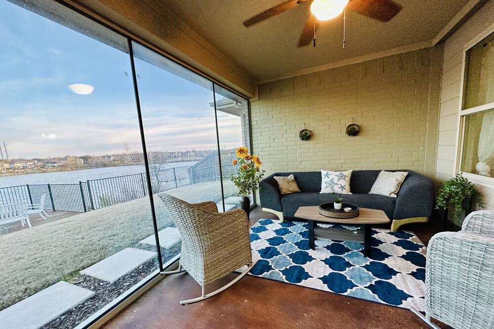 Photo of Outdoor in Tarrant County