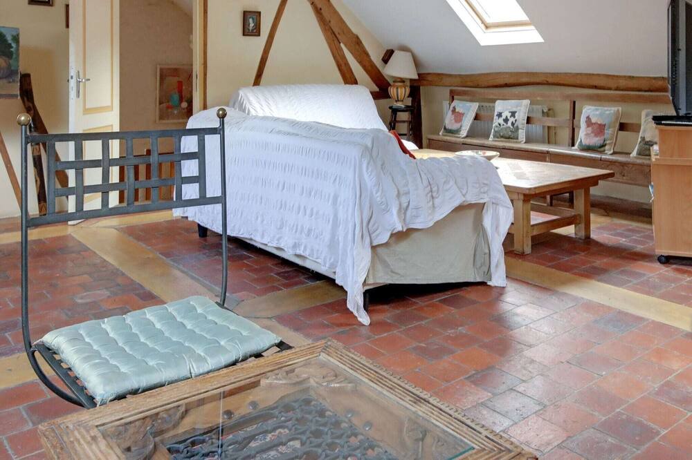 Photo of Livingroom in Raizeux