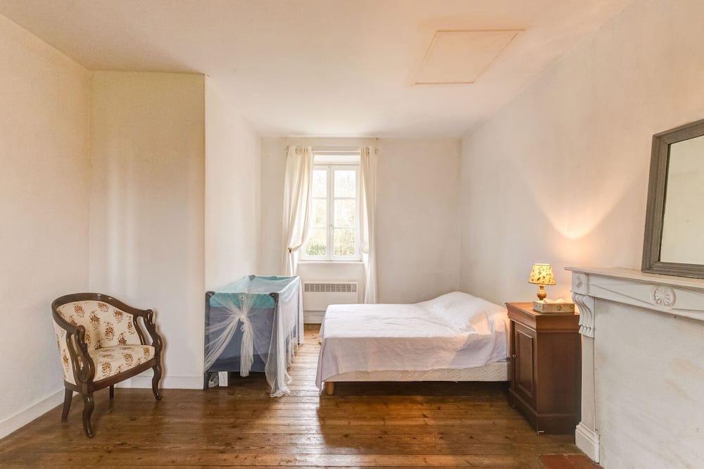 Photo of Others in Golleville