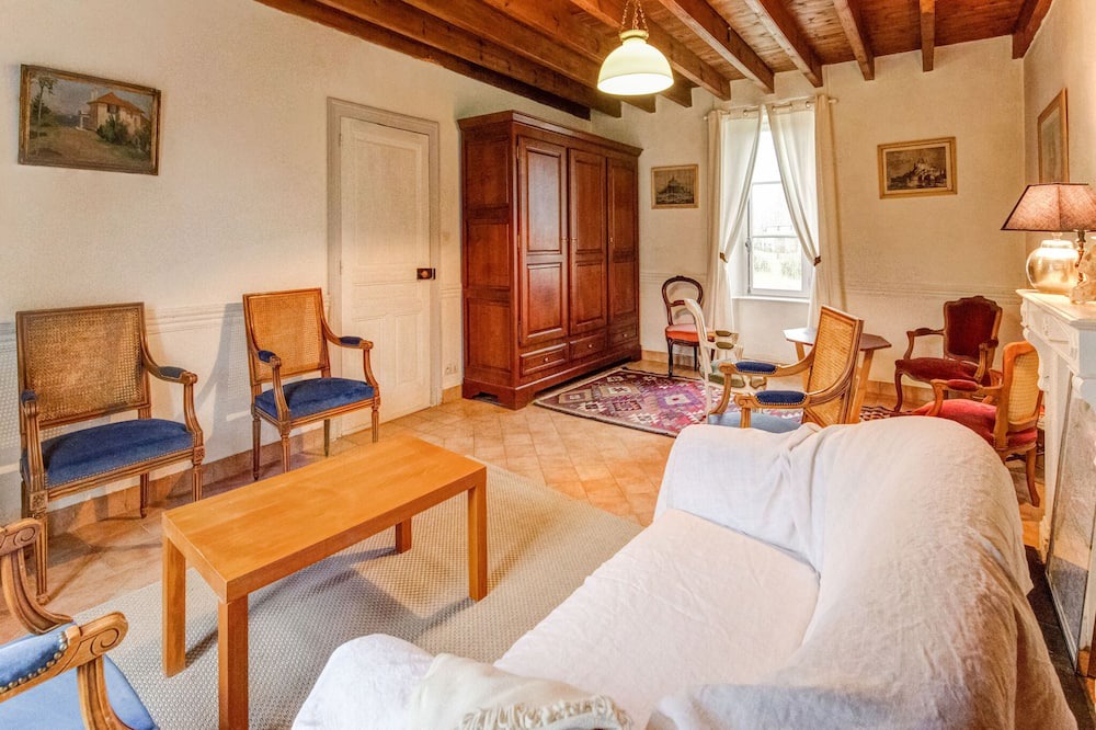 Photo of Livingroom in Golleville