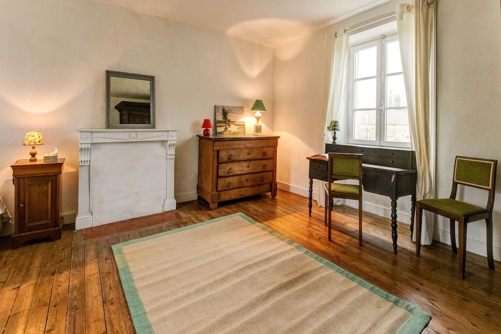 Photo of Others in Golleville