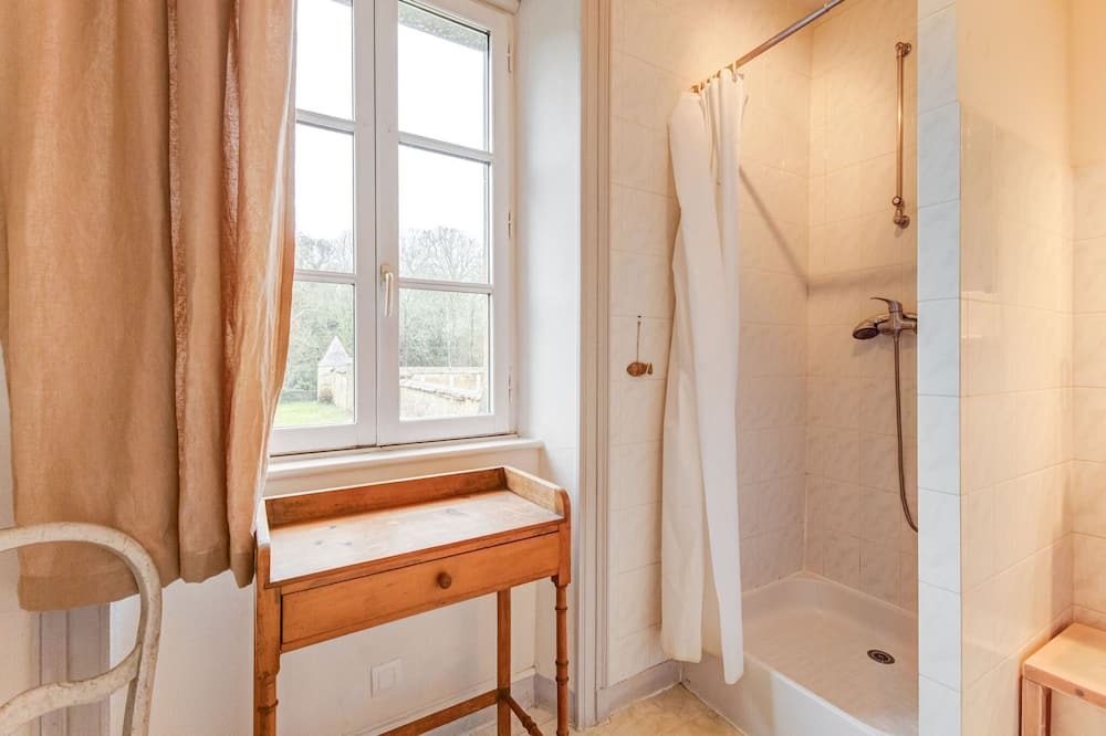 Photo of Others in Golleville