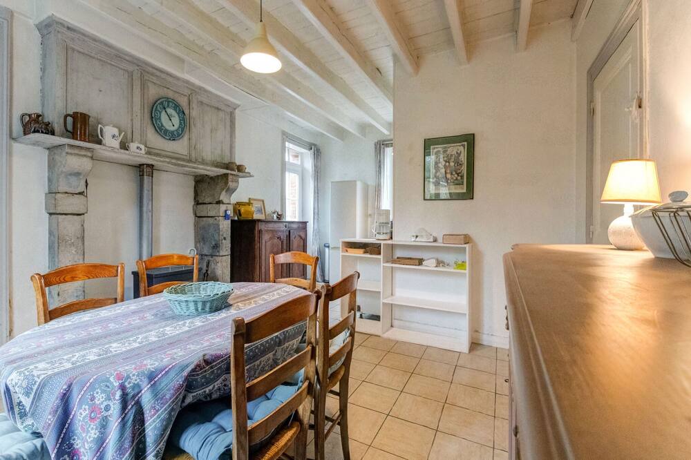 Photo of Livingroom in Golleville