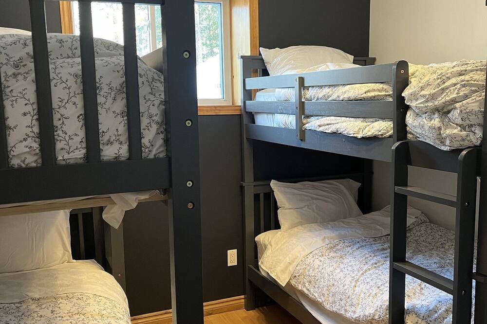 Photo of Bedroom in Dysart et al