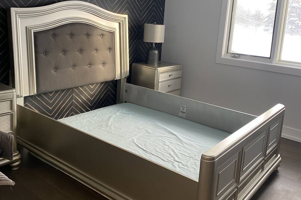 Photo of Bedroom in Innisfil