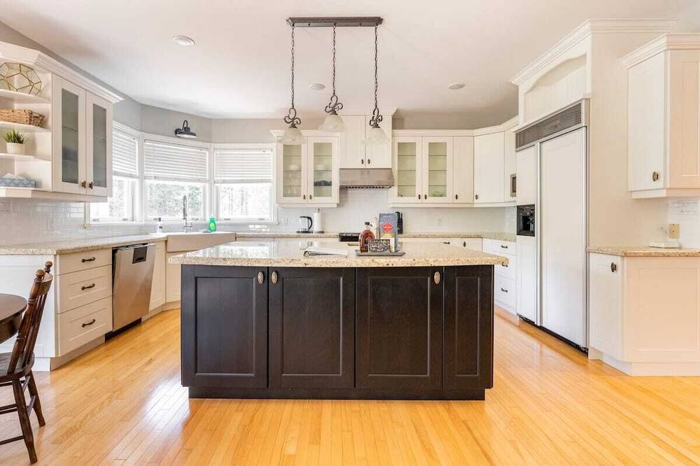 Photo of Kitchen in Utterson