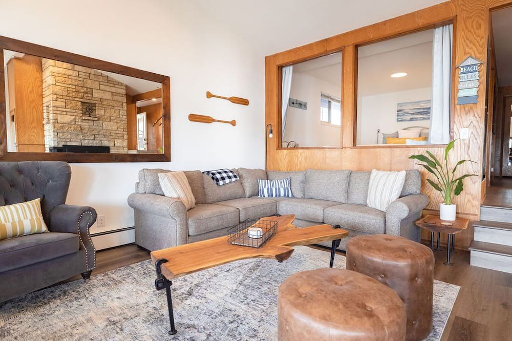 Photo of Others in Silver Lake