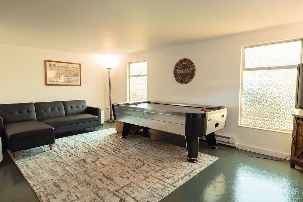 Photo of Others in Silver Lake