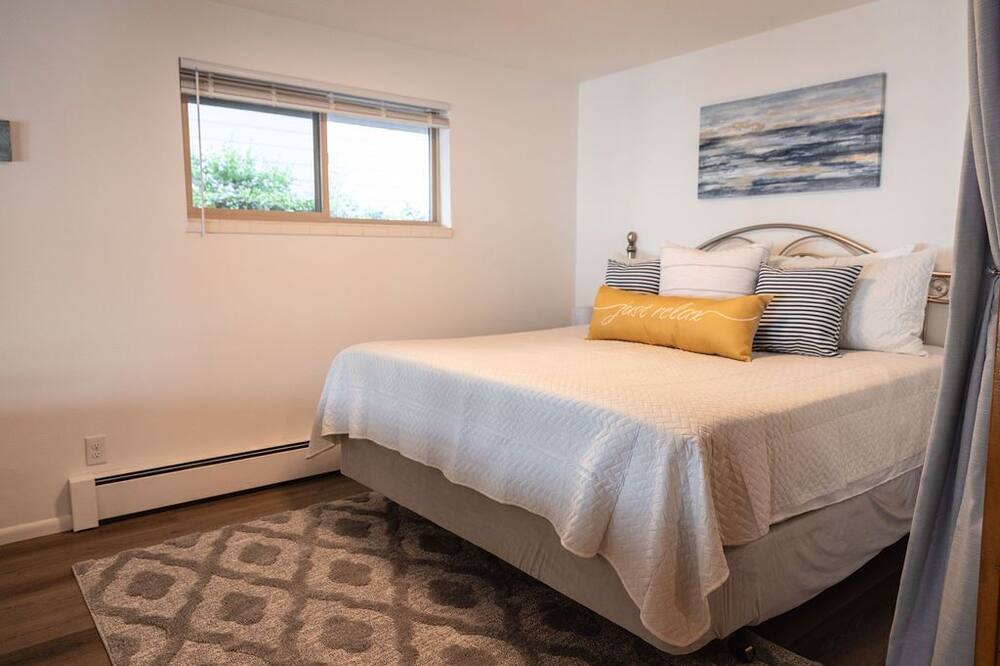 Photo of Others in Silver Lake