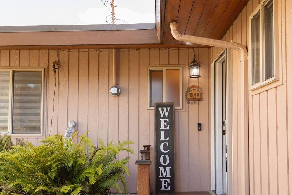 Photo of Outdoor in Silver Lake