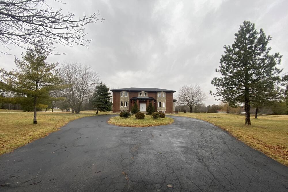 Photo of Outdoor in Brampton