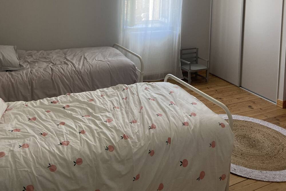 Photo of Bedroom in Naucelle