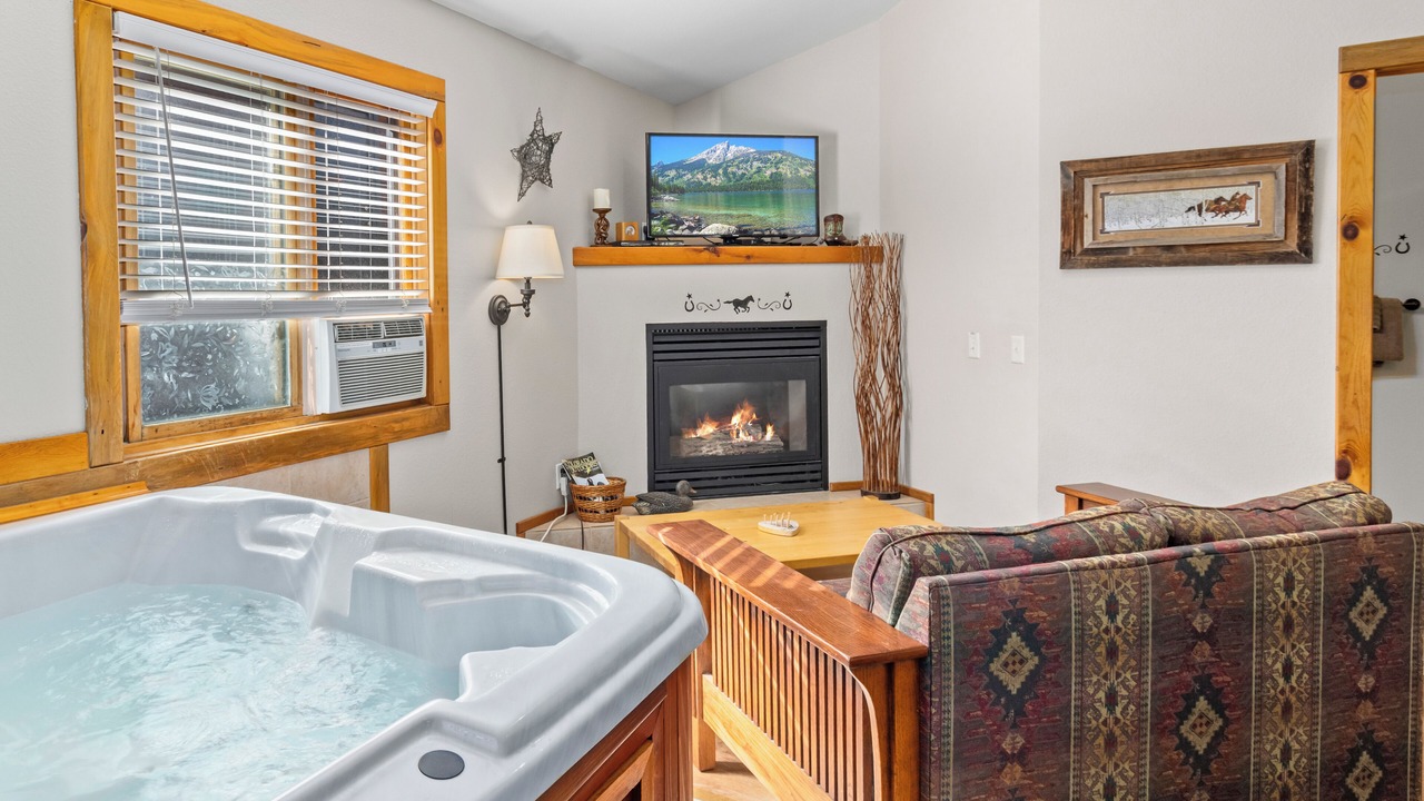 Photo of Livingroom in Estes Park