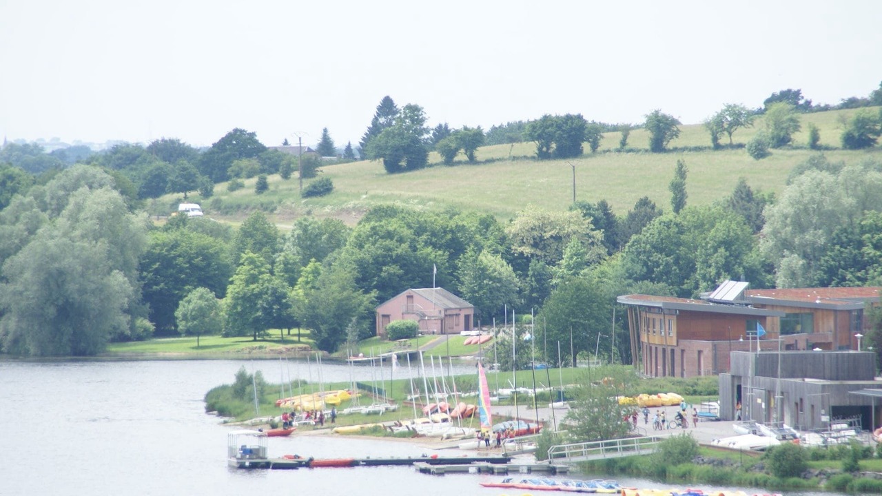 Photo of Others in Eppe-Sauvage