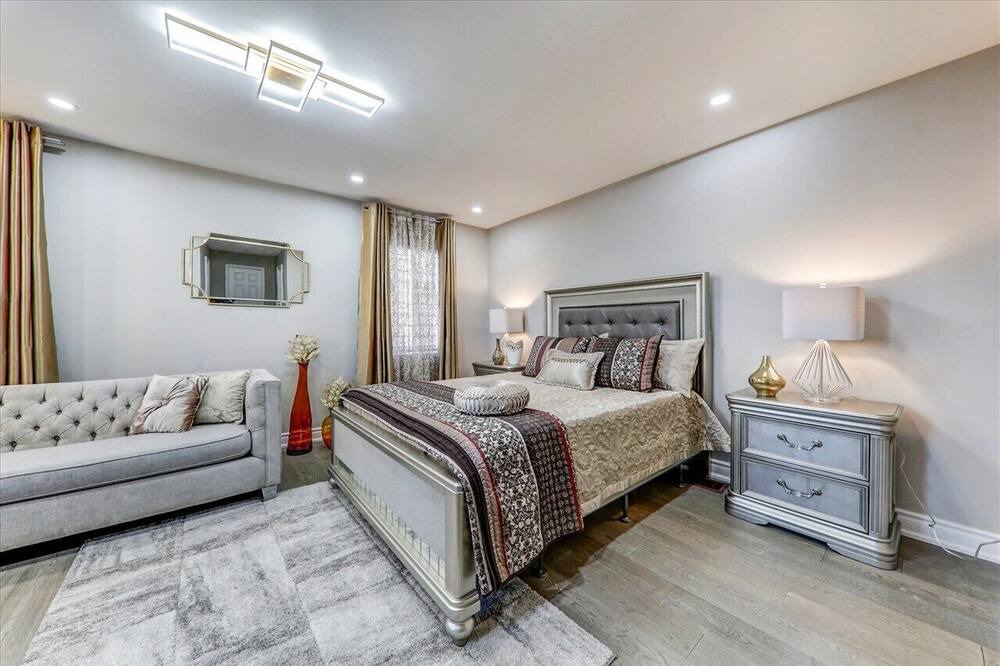 Photo of Bedroom in Ajax