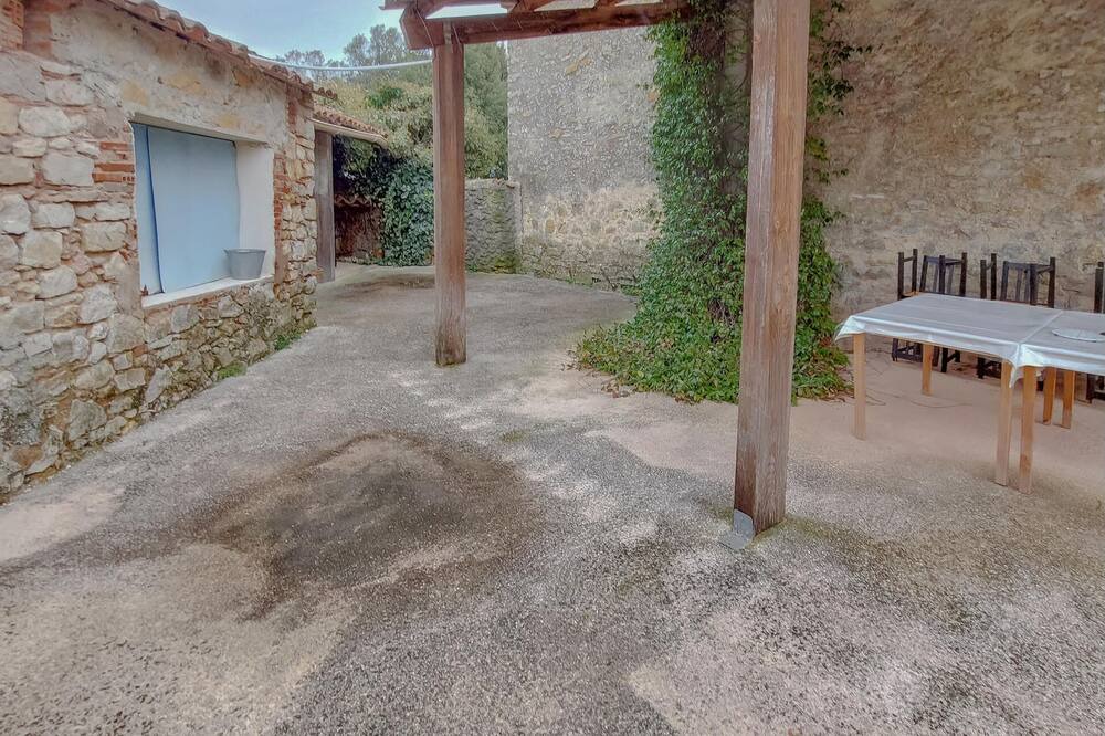 Photo of Others in Fox-Amphoux