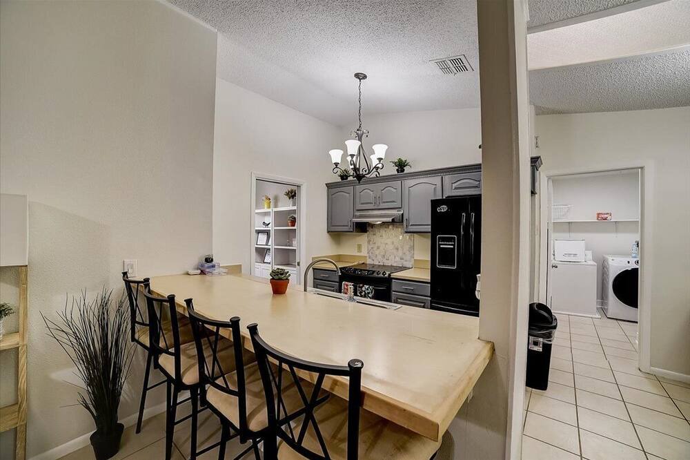 Photo of Kitchen in Universal City