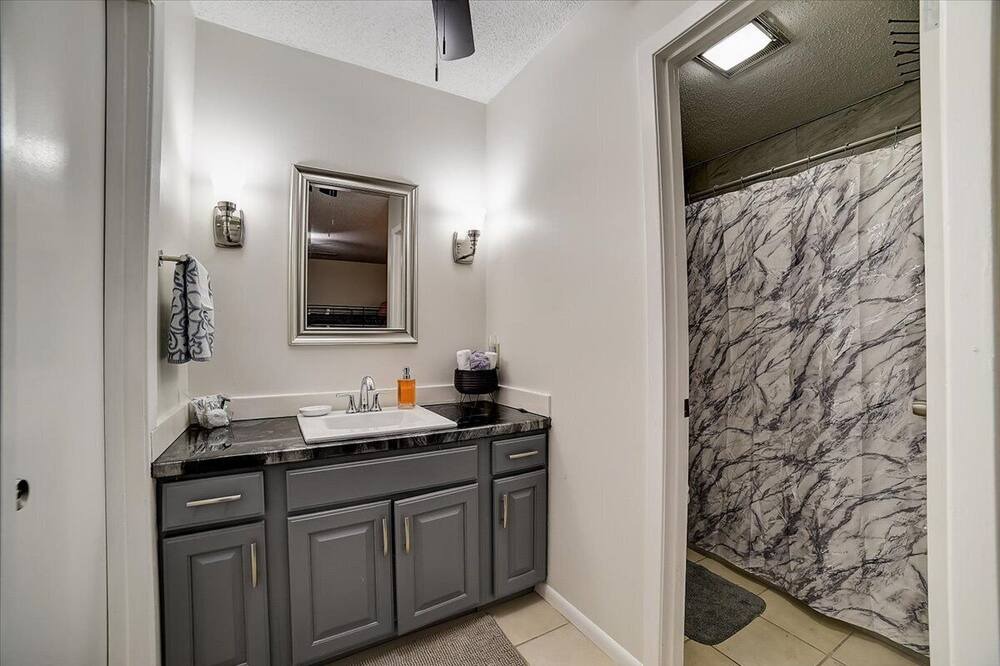 Photo of Bathroom in Universal City