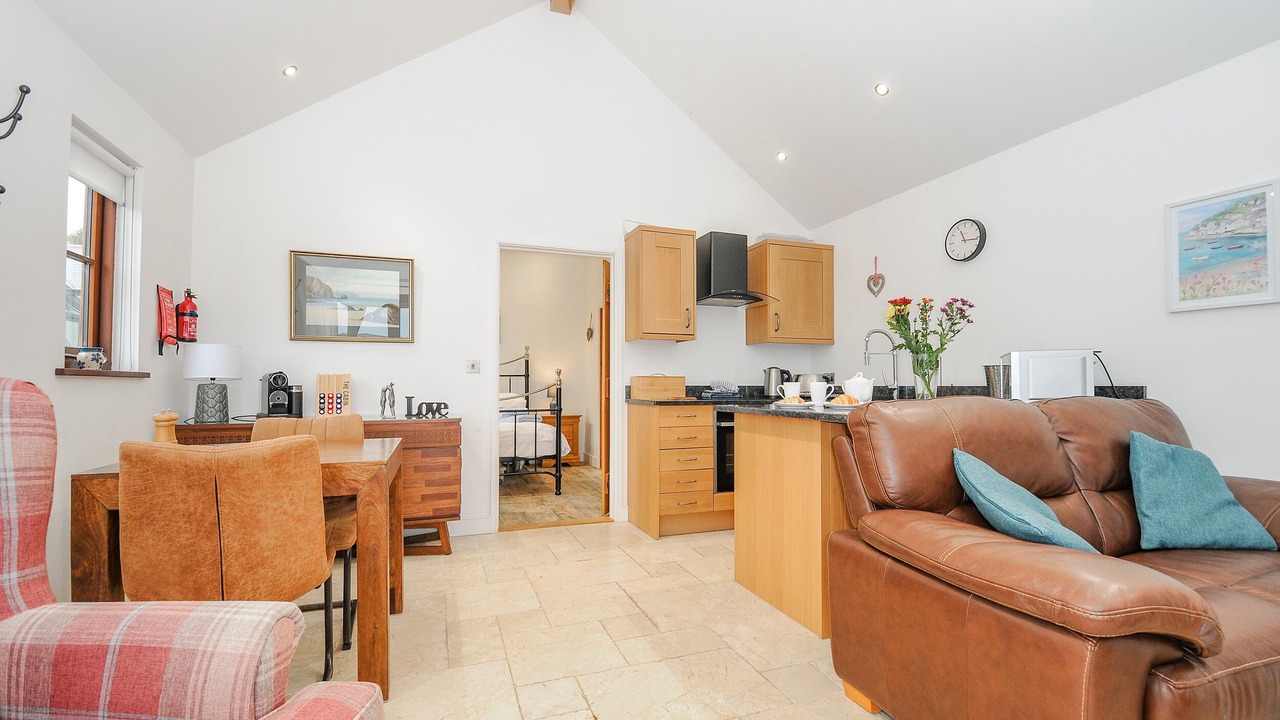 Photo of Others in Cury