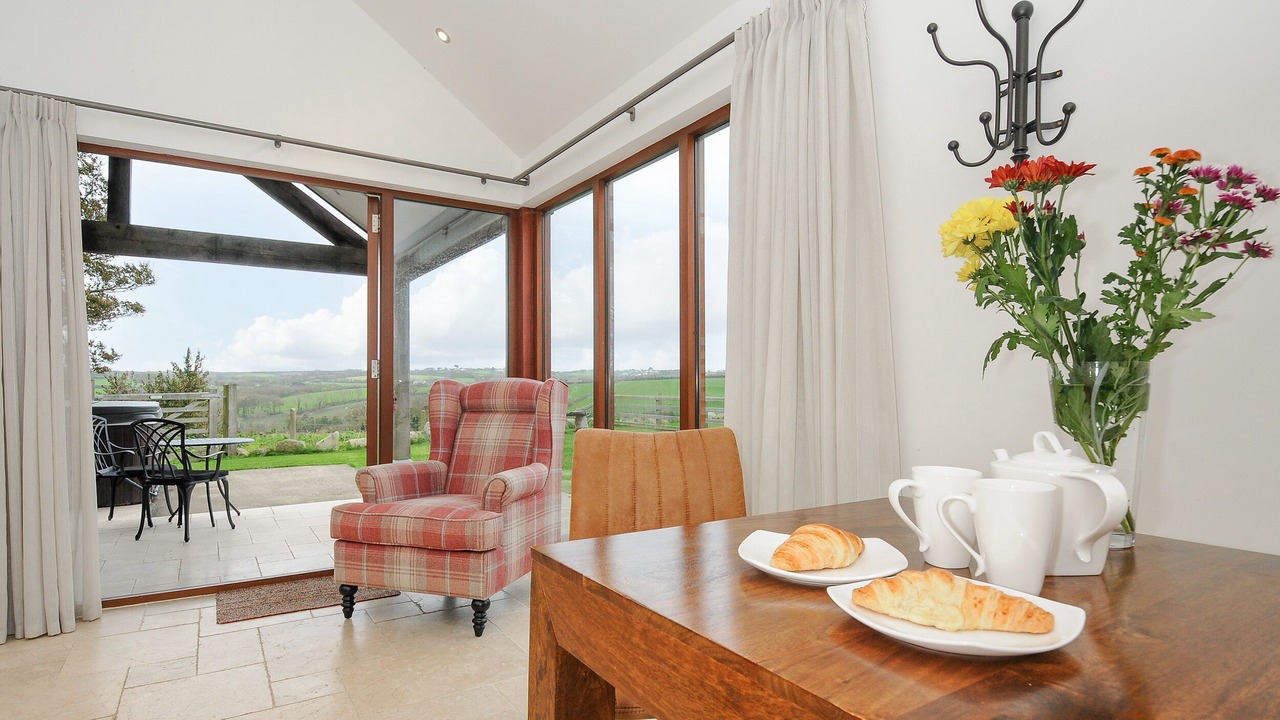 Photo of Others in Cury