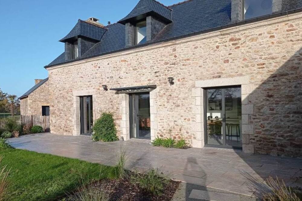 Photo of Outdoor in Plougoumelen