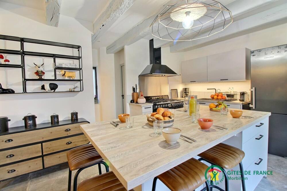 Photo of Kitchen in Plougoumelen