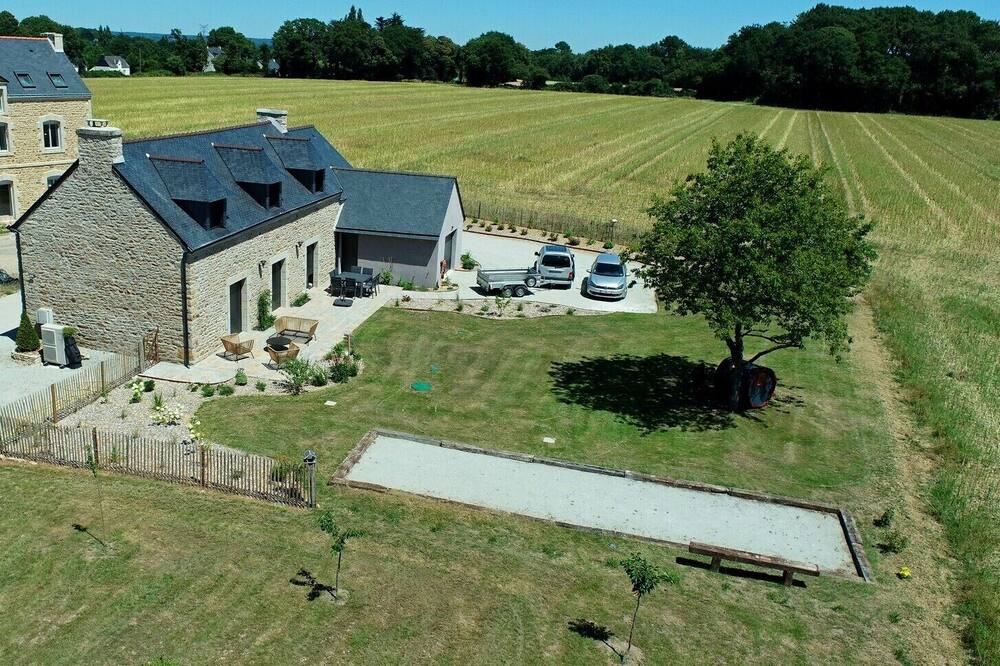 Photo of Outdoor in Plougoumelen