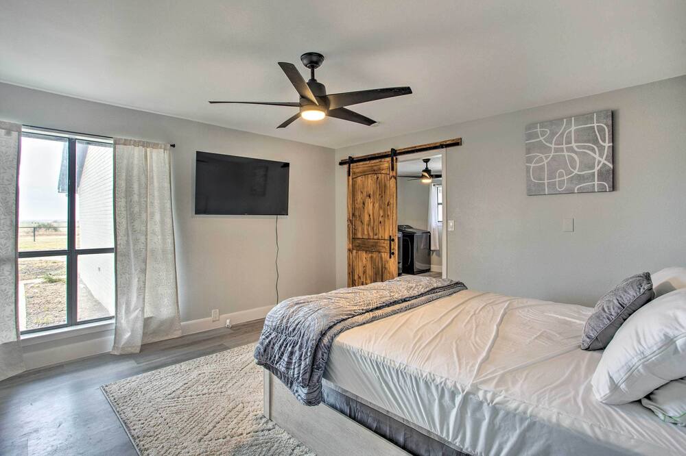 Photo of Bedroom in Farmersville