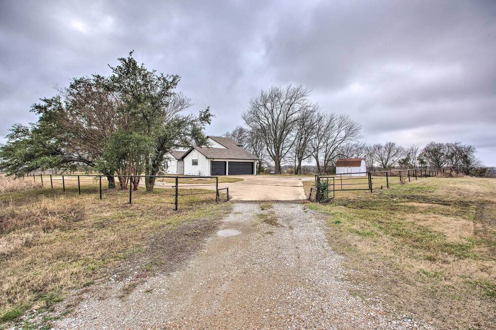 Photo of Outdoor in Farmersville