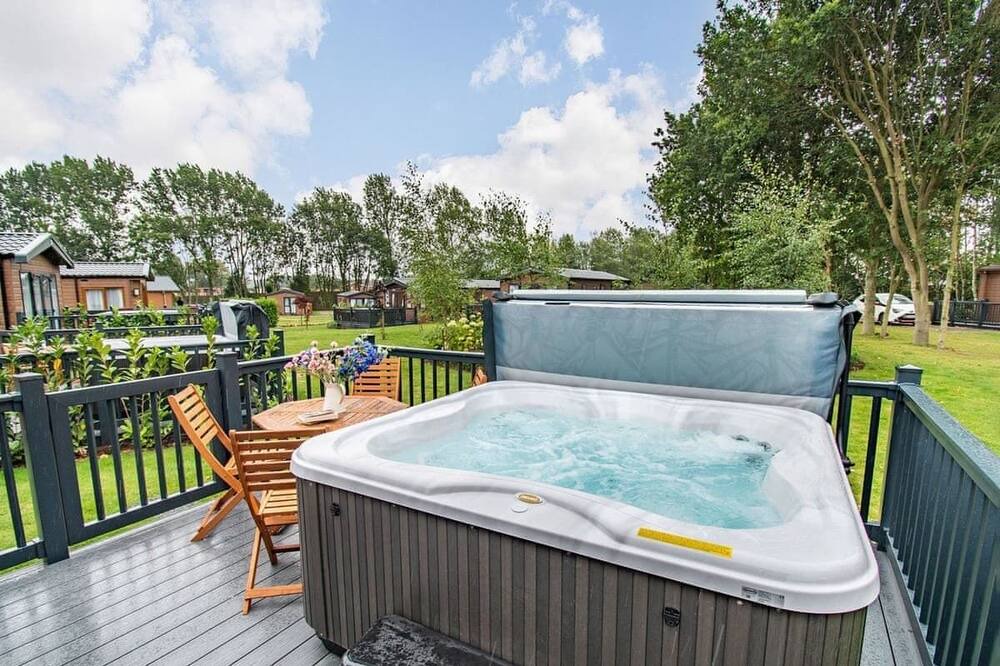 Photo of Others in Arnold