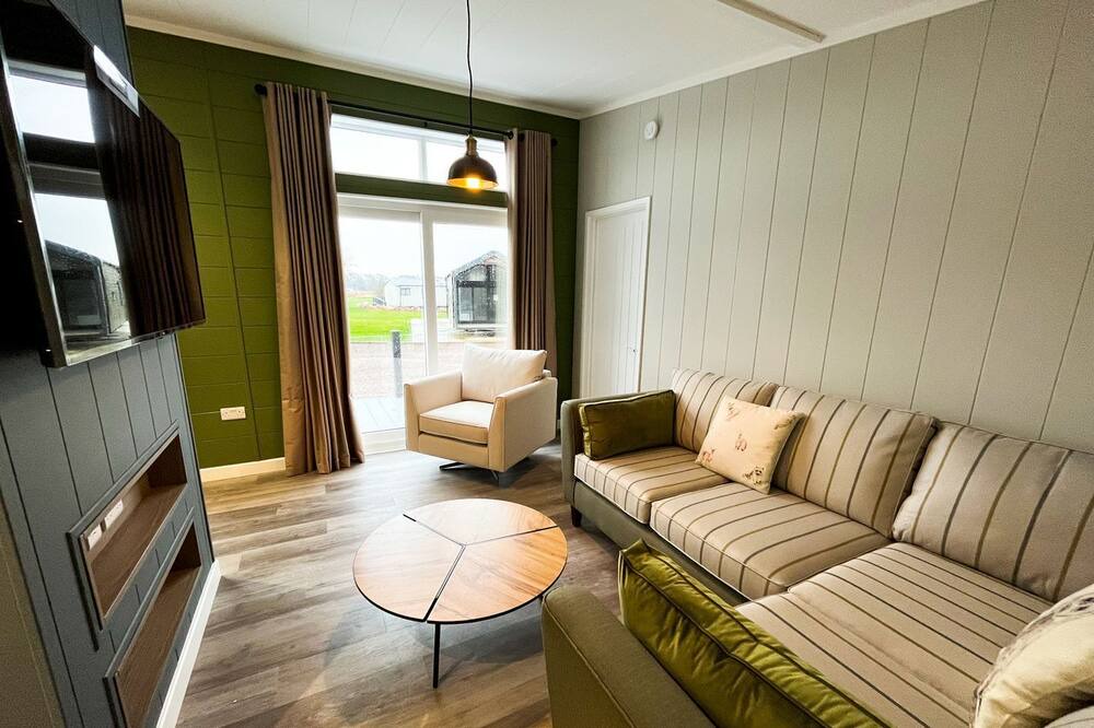 Photo of Others in Annan