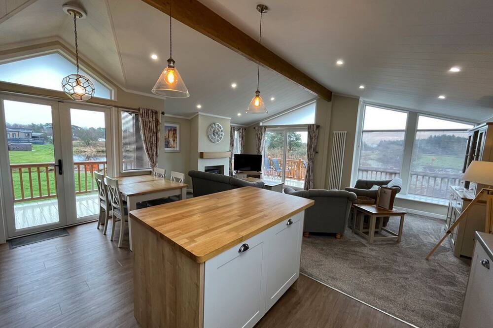 Photo of Others in Annan