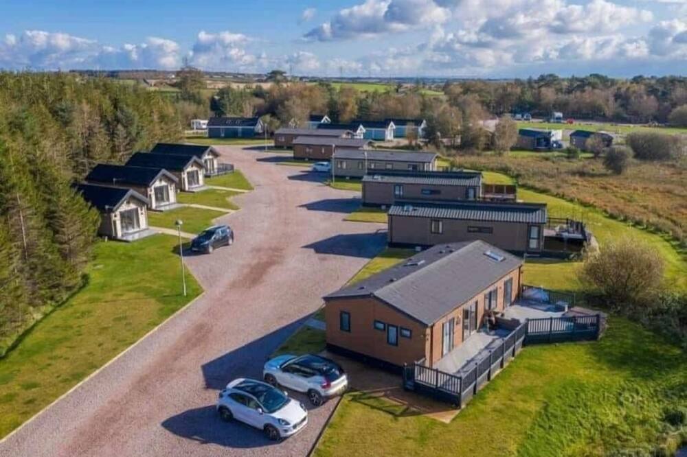 Photo of Others in Annan