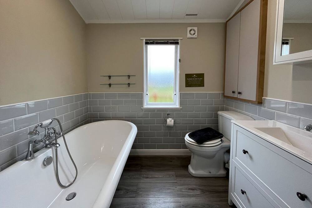 Photo of Bathroom in Annan