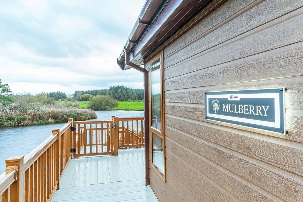 Photo of Others in Annan