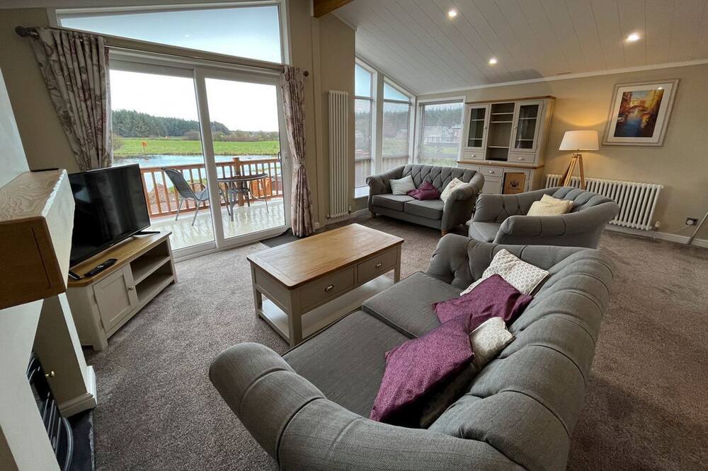 Photo of Others in Annan