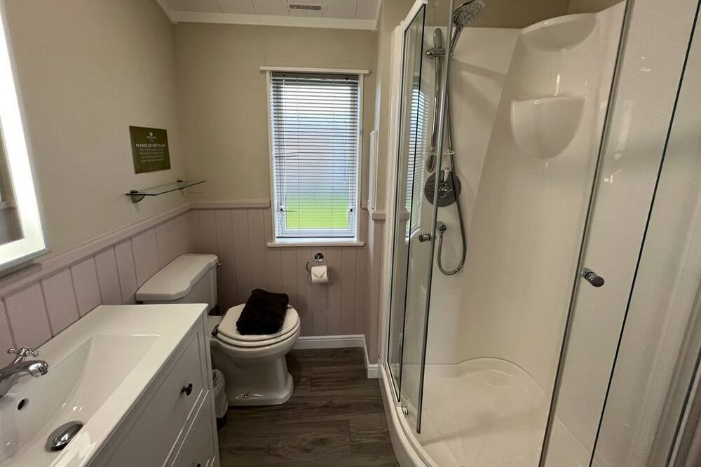 Photo of Bathroom in Annan