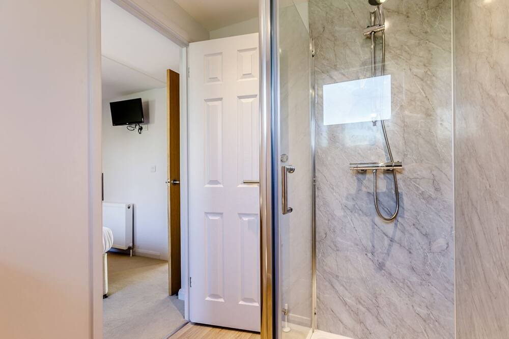 Photo of Bathroom in Ledbury