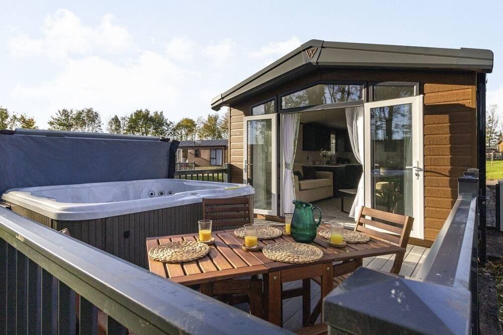 Photo of Others in Arnold