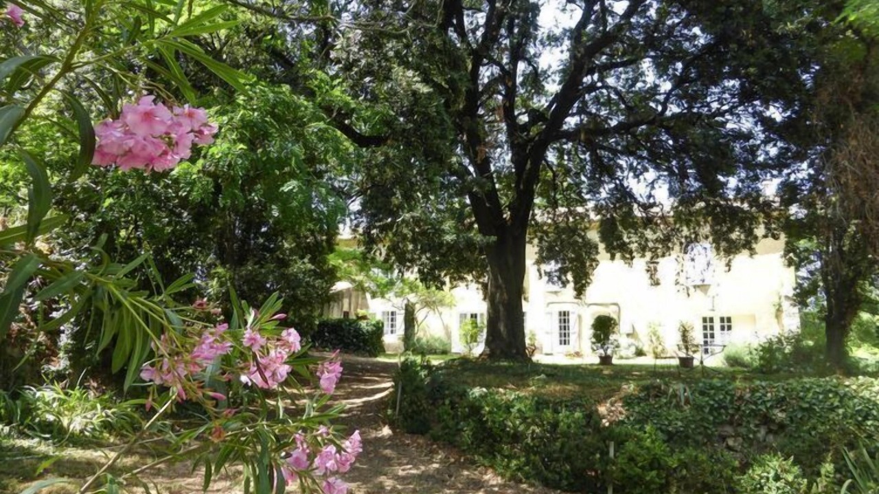 Photo of Outdoor in Pont-Saint-Esprit