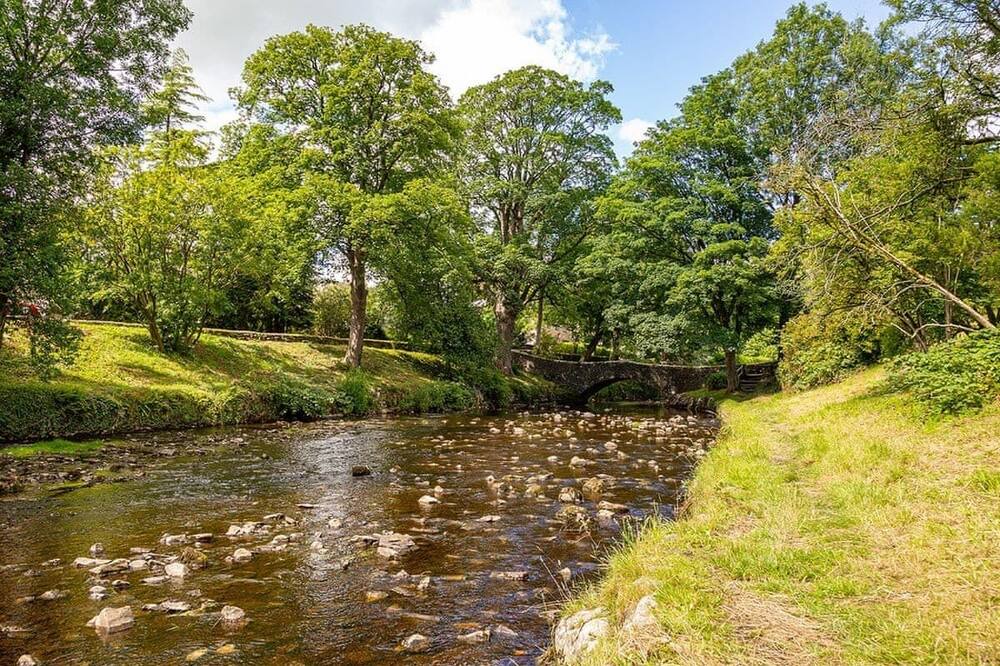 Photo of Others in Fourstones Near Bentham