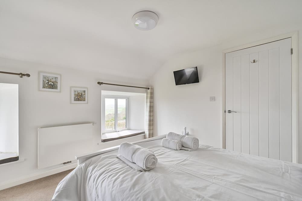 Photo of Bedroom in Saint Ann's Chapel