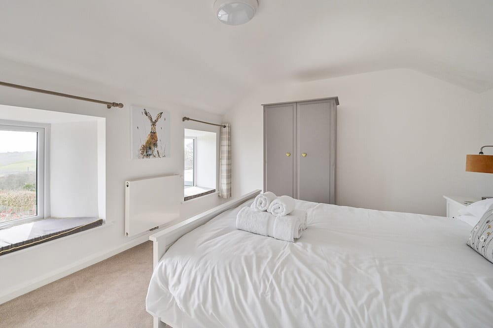 Photo of Bedroom in Saint Ann's Chapel