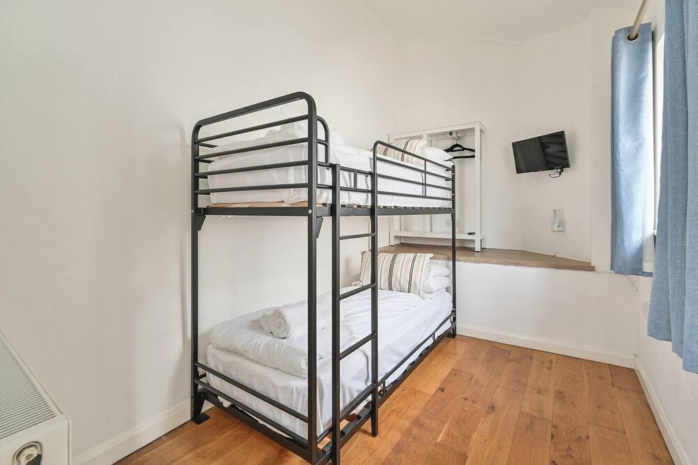 Photo of Others in Saint Ann's Chapel