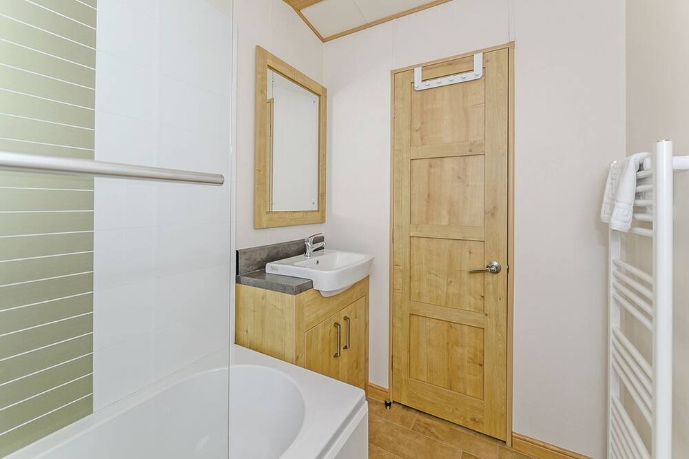 Photo of Bathroom in Woodbury