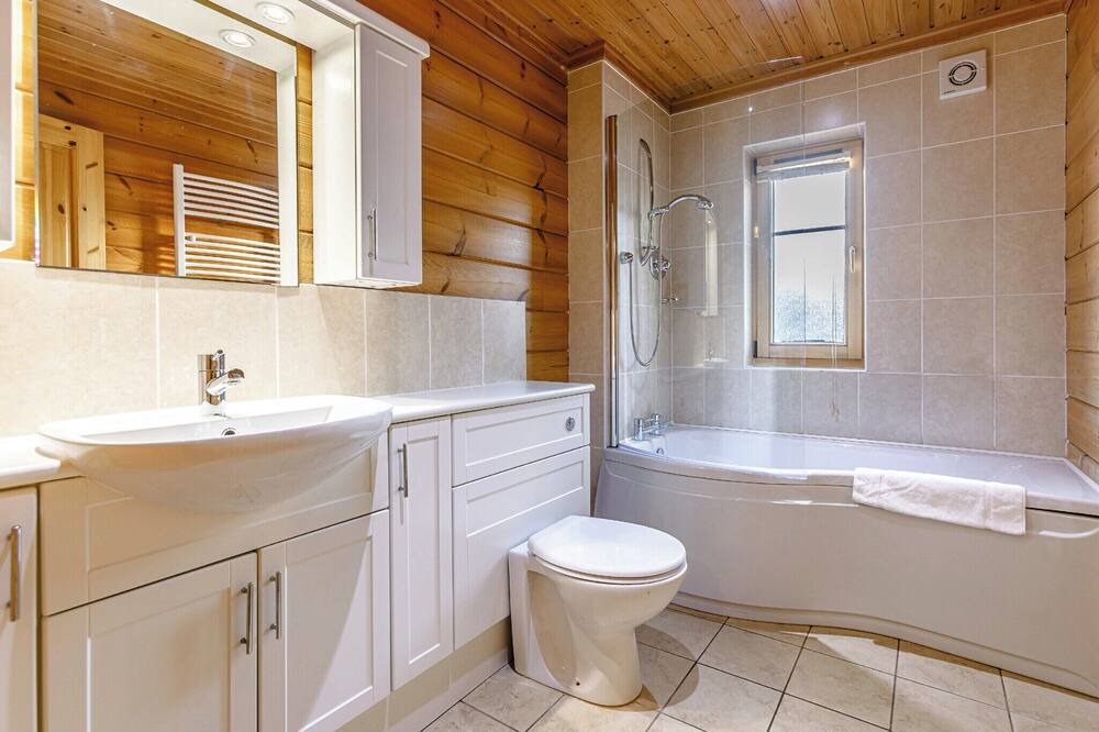 Photo of Bathroom in Ledbury