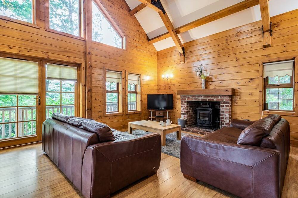 Photo of Others in Mansfield