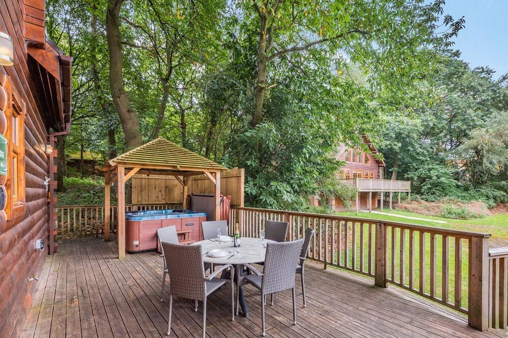 Photo of Outdoor in Mansfield