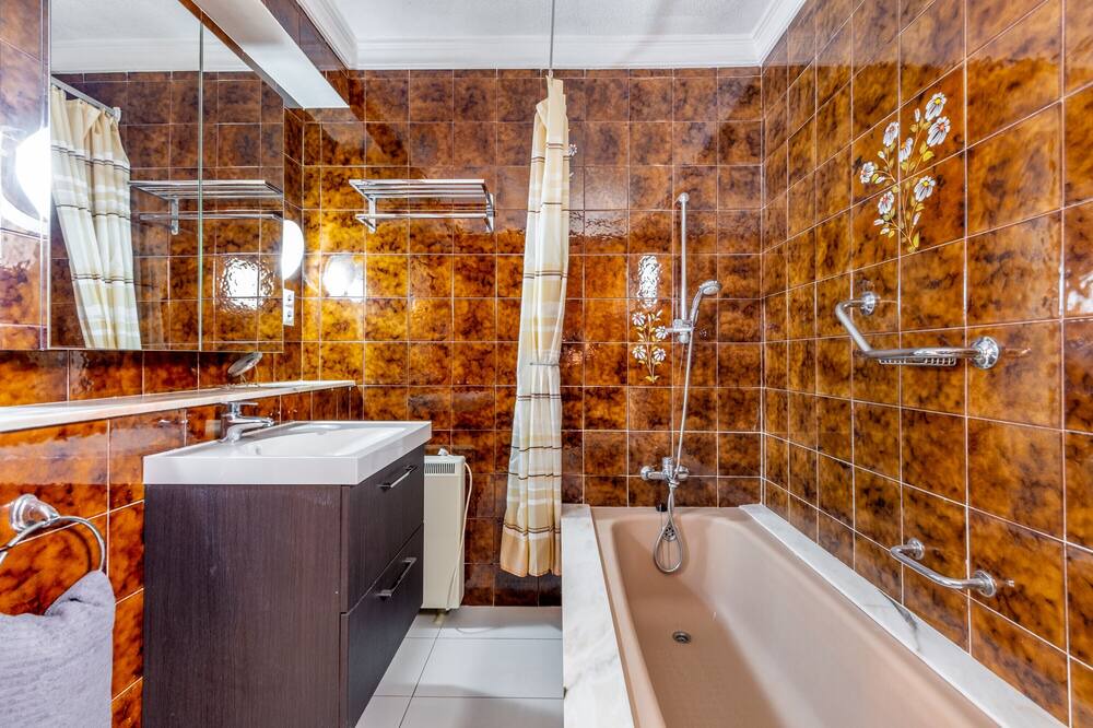 Photo of Bathroom in Quesada