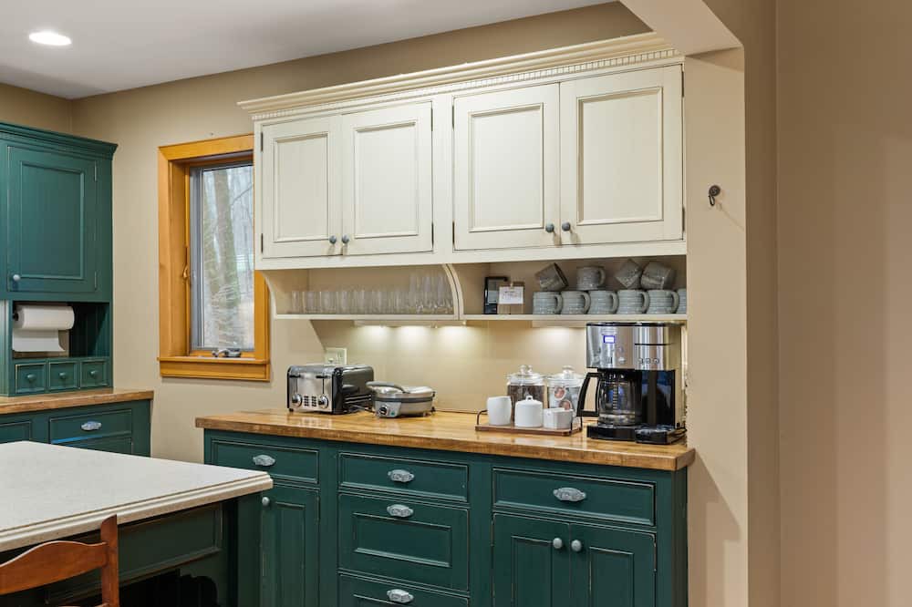 Photo of Kitchen in North Coventry Township